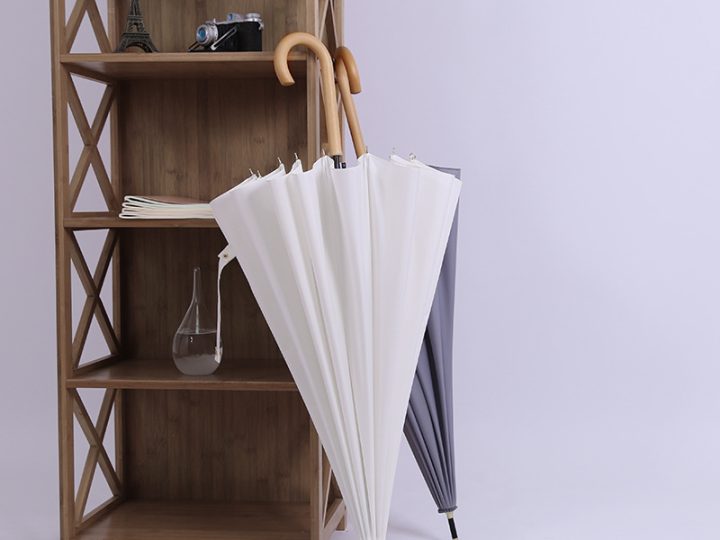 16-Rib Long Handle Umbrella with Wood Grip