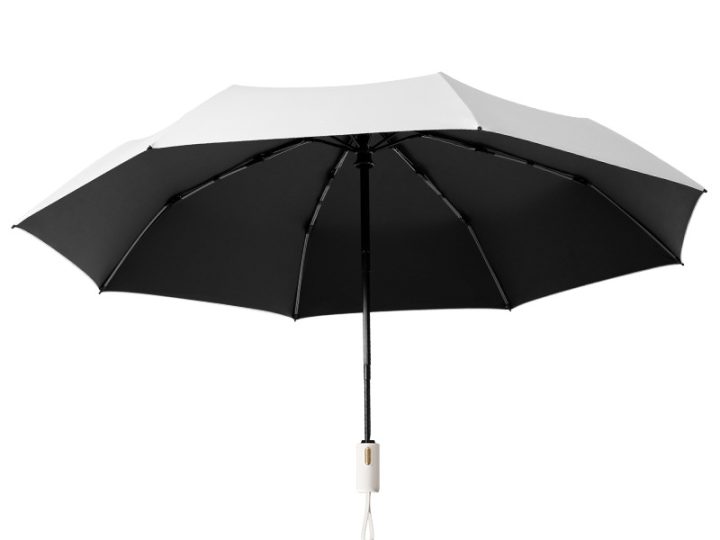 8-Rib Automatic Folding Business Sun Umbrella with Gold Bar Handle and Black UV Coating