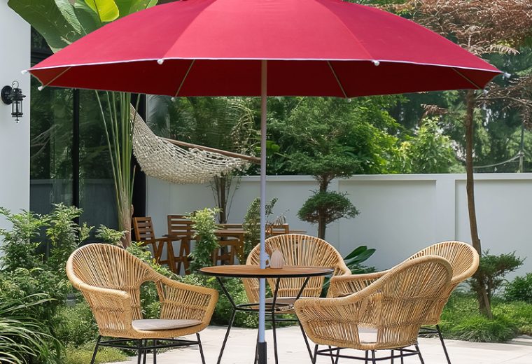 New Custom Garden & Beach Umbrellas for B2B Outdoor Programs
